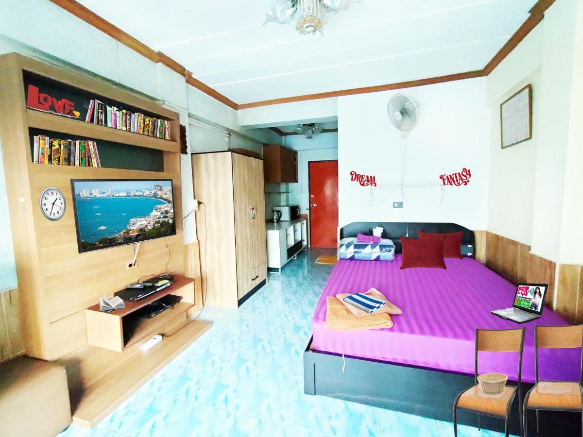 Apartment Canterbury Tales
